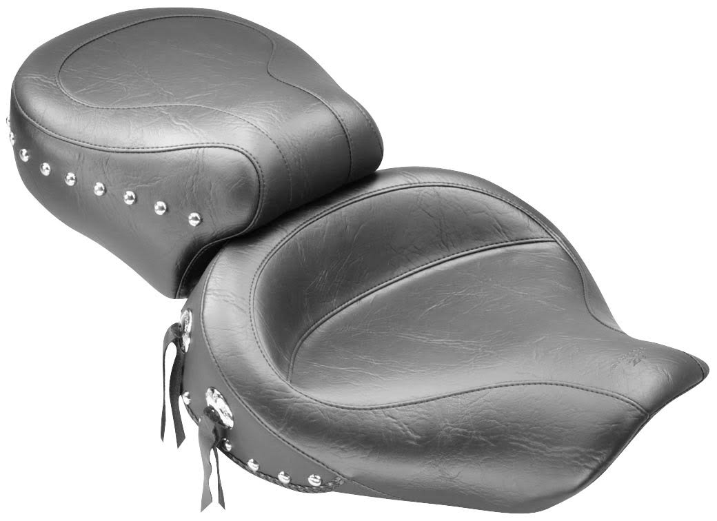 Wide Studded Super Touring Seat D470