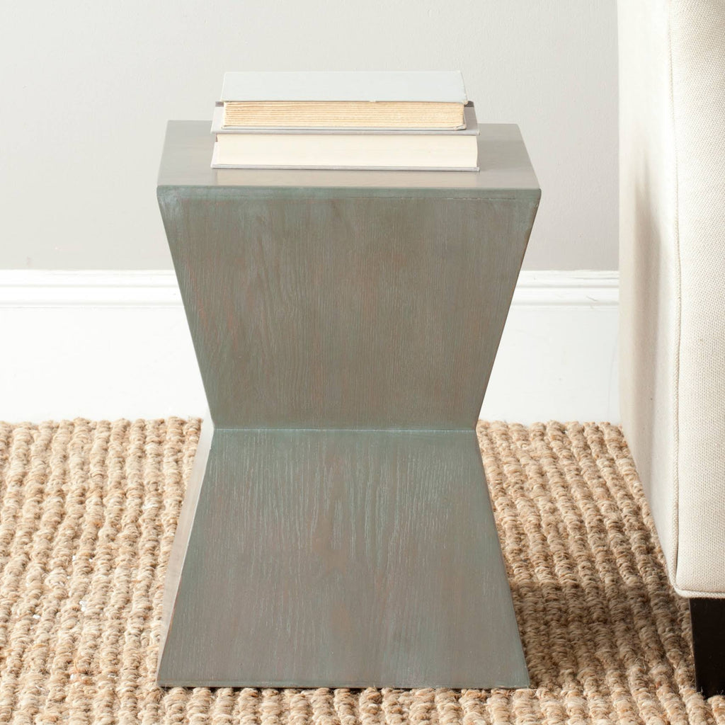 Accent Table S7677