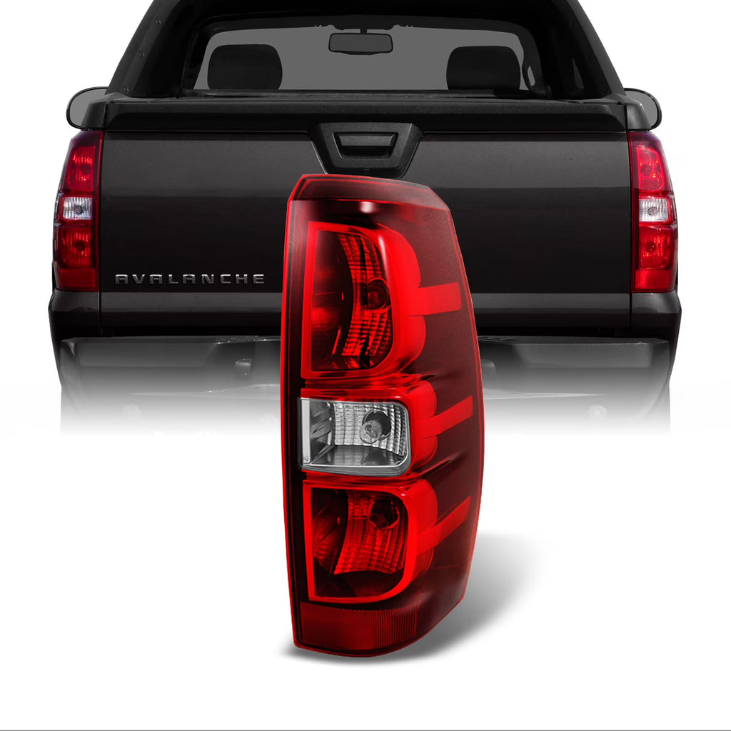 Red Clear Tail Light Passenger Right Side Replacement P901