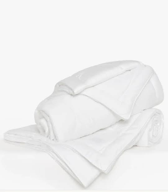 King/Cal King Eucalyptus Comforter U67909