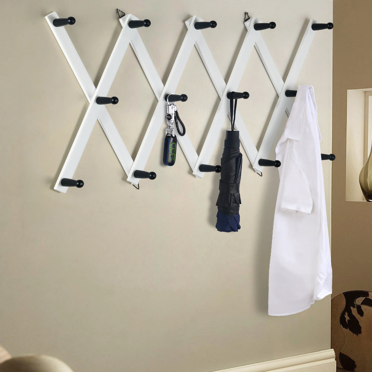 White 14 Pegs Wooden Expandable Coat Rack L448