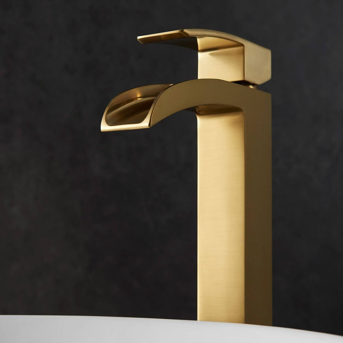 Single Lever Vessel Bathroom Faucet U538