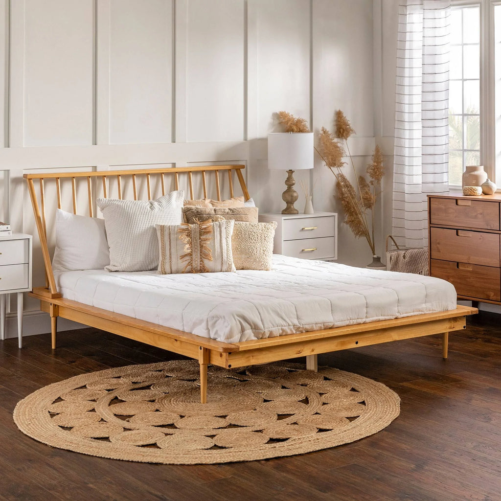 Solid Pine Wood Spindle Bed - Light Oak - Queen Q448