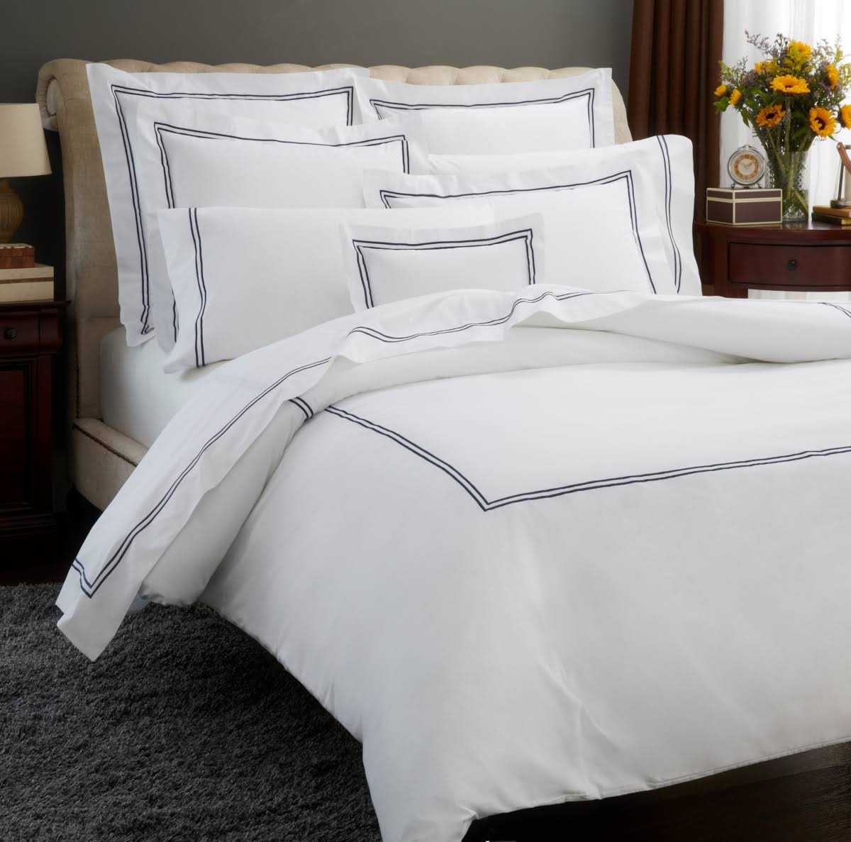 Full/Queen White/Blue Duvet Cover I696