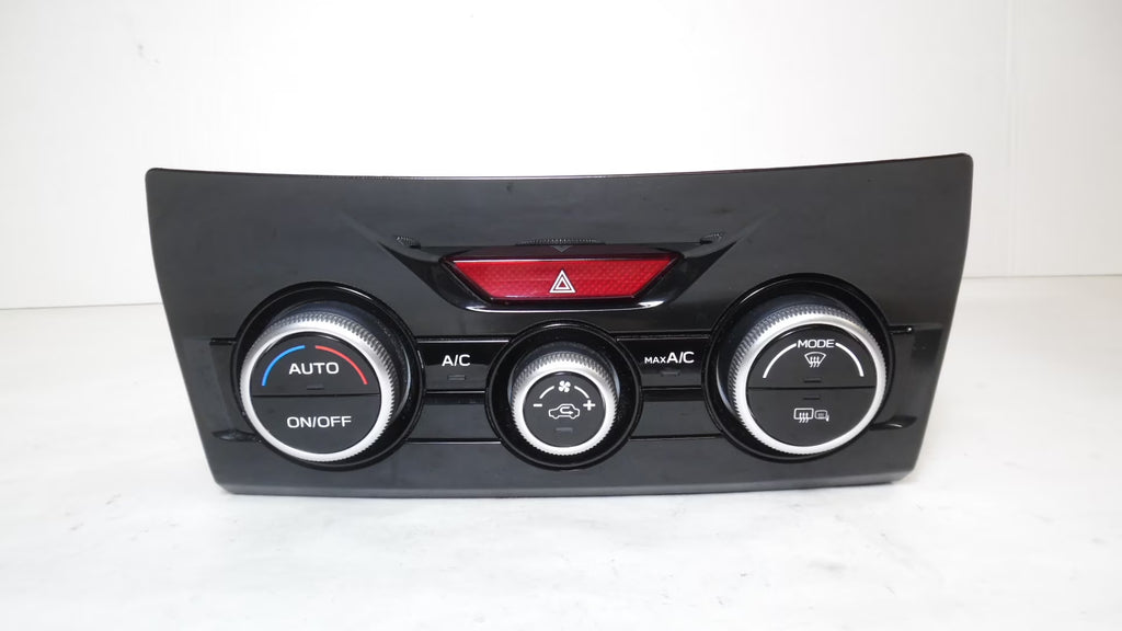 Pre-Owned Subaru Forester Auto Climate AC Heater Temperature Control O149