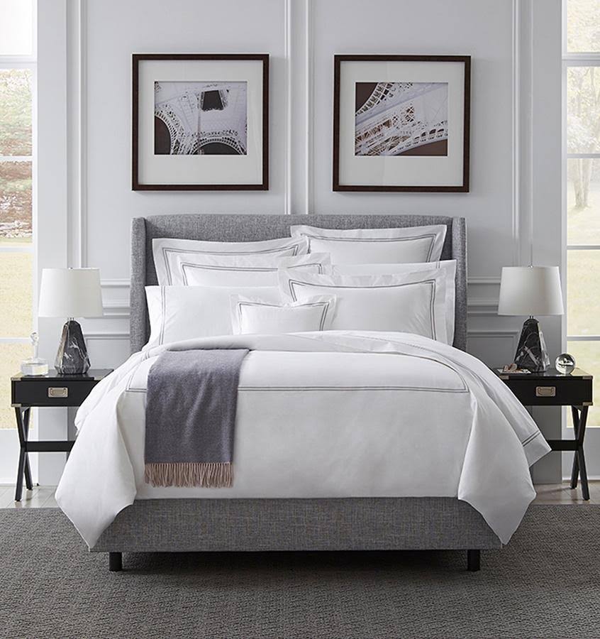 Full/Queen White/Blue Duvet Cover I696